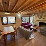 Los Huemules - Casa Nueva En Medio Del Bosque Y A Pasos Del Centro De La Ciudad-