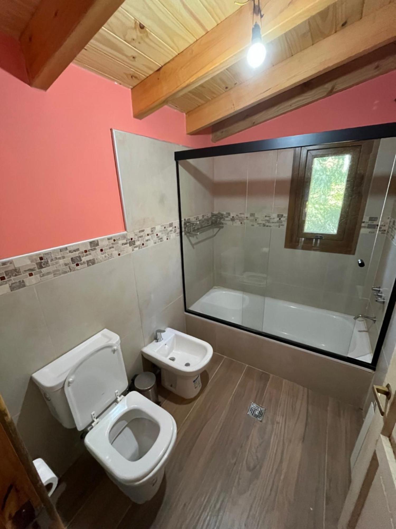 Huemules - Casa Nueva En Medio Del Bosque Y A Pasos Del Centro De La Ciudad- Сasa de vacaciones San Carlos de Bariloche