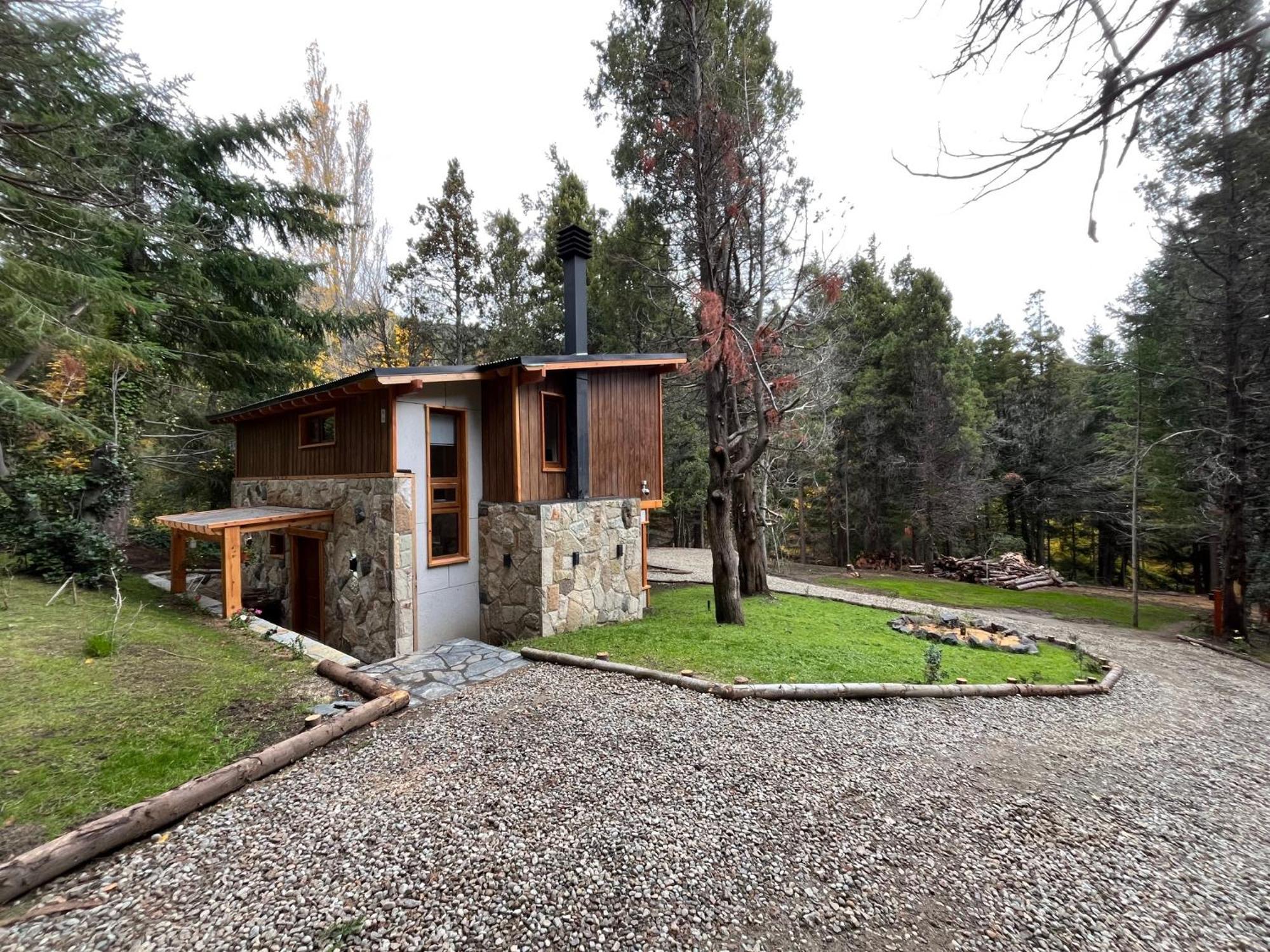 Сasa de vacaciones Huemules - Casa Nueva En Medio Del Bosque Y A Pasos Del Centro De La Ciudad- *