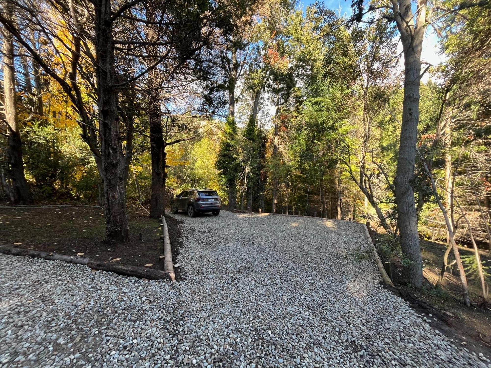 Huemules - Casa Nueva En Medio Del Bosque Y A Pasos Del Centro De La Ciudad- Сasa de vacaciones